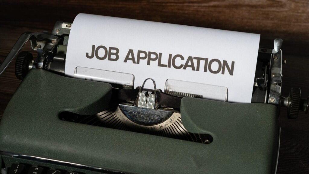 Permanent employment contract – PDF available for free download